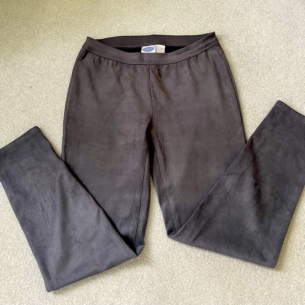 DG2 by Diane Gilman Grey Suede Like Skinny Pants, Size PS